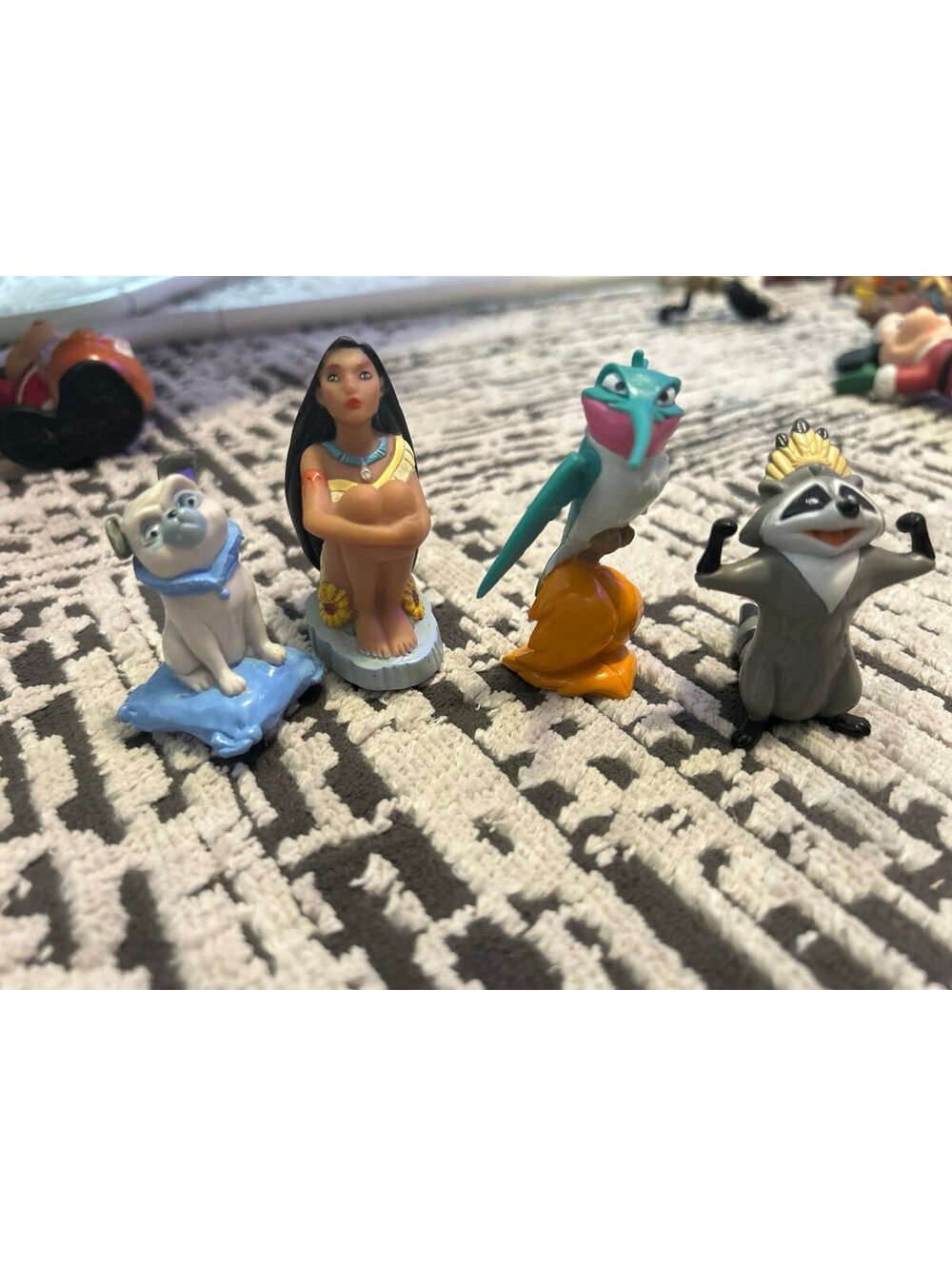 Vintage Disney Pocahontas Figure Lot – Meeko, Percy, Flit & Pocahontas (90s)